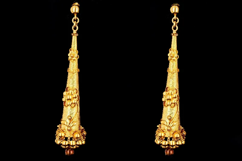 Victorian 18K Yellow Gold Floral Drop Earrings