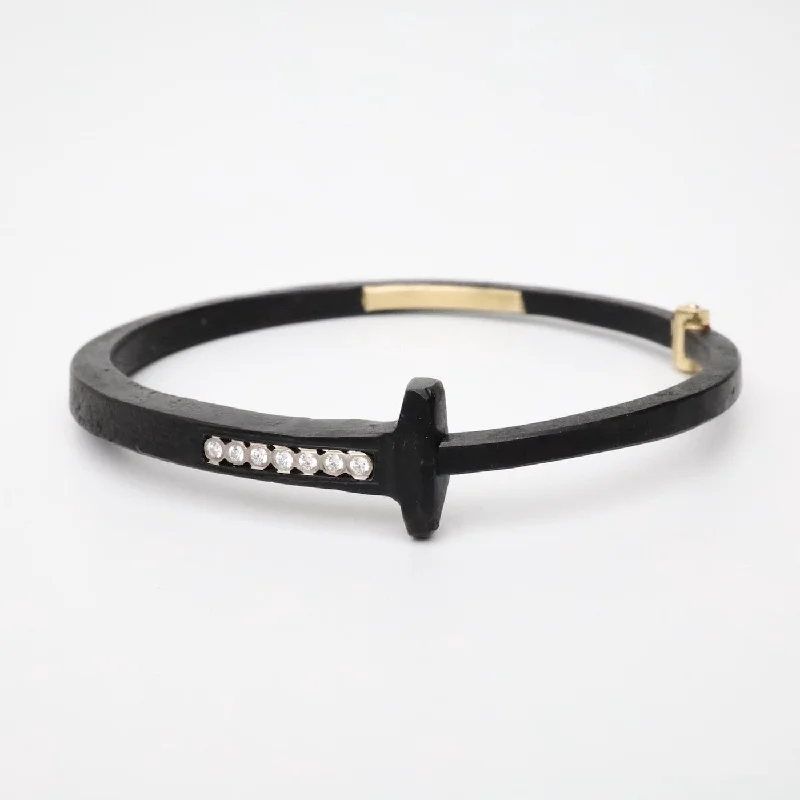 Pat Flynn Short Stripe Diamond Iron Nail Bracelet